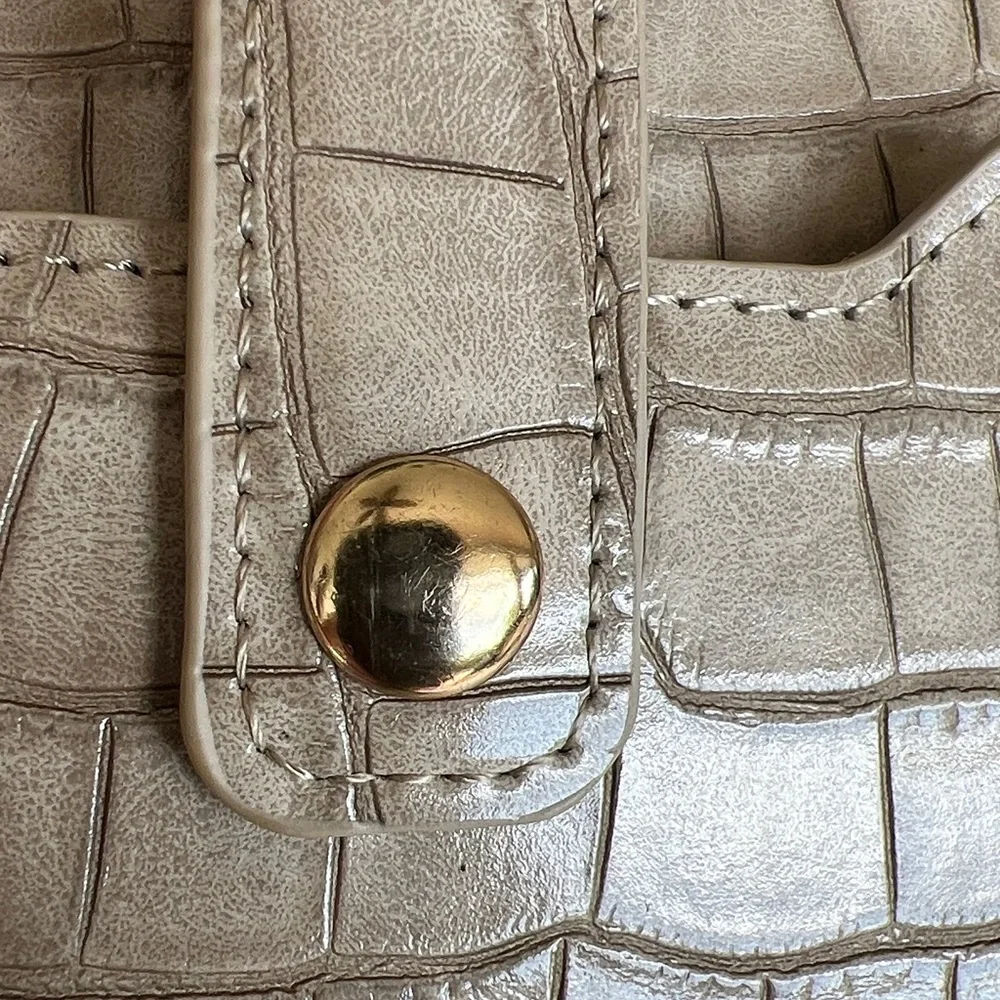 CROSSBODY PHONE CASE + WALLET new without tag TAUPE